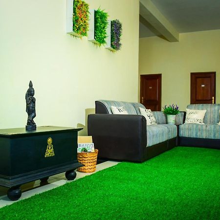 Capitalcity Hotel Бадулла Екстер'єр фото